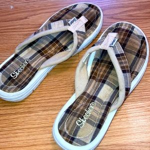 Brown plaid Skechers sandals size 7